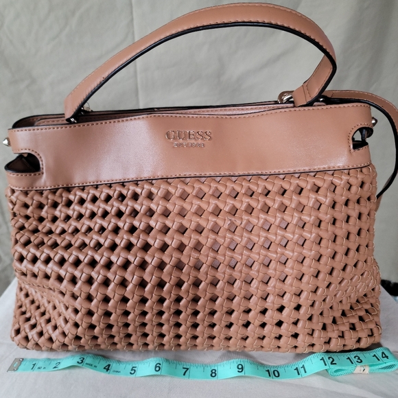 Guess purse - Picture 2 of 10